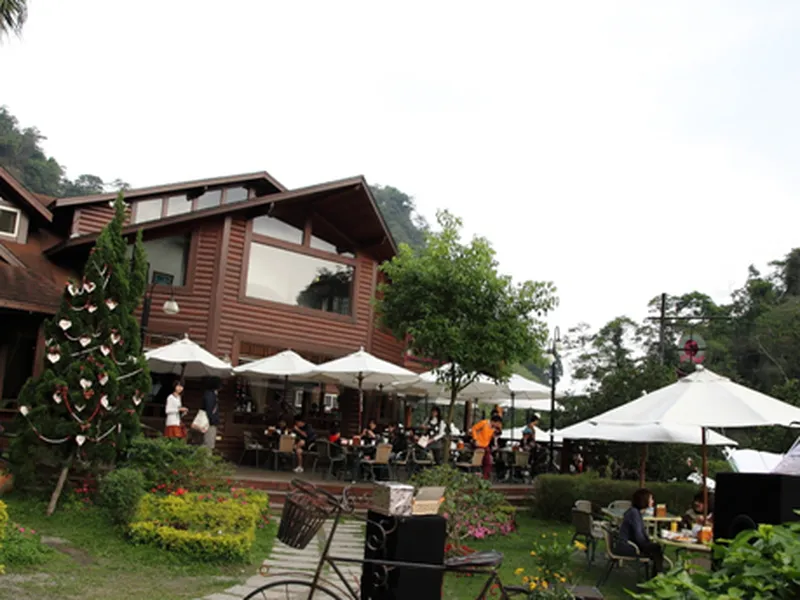 THIẾT KẾ QUÁN CAFE ĐỘC ĐÁO