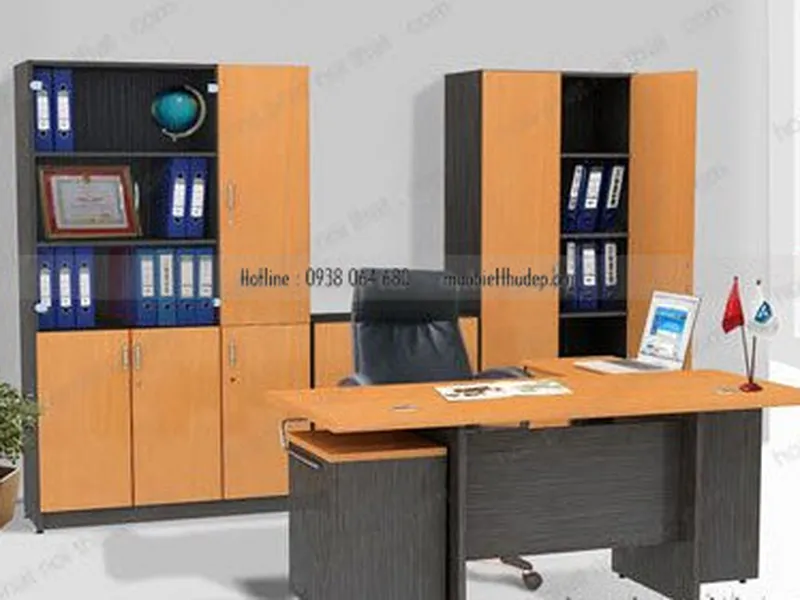 Biệt thự đẹp - Nội thất văn phòng - bàn sếp 09