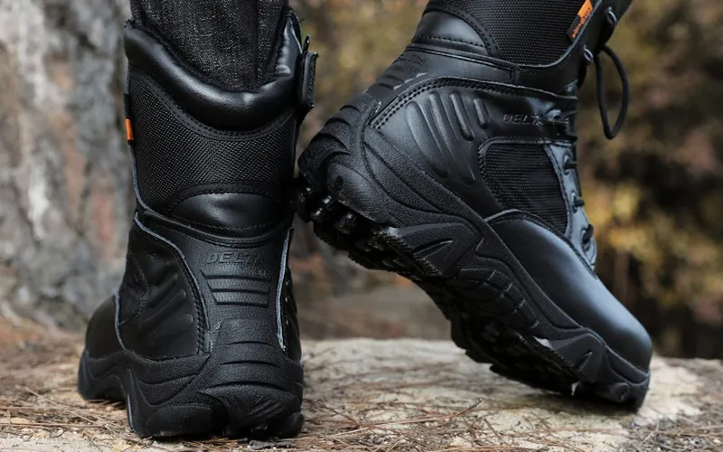 Chia sẻ kinh nghiệm chọn giày đi phượt từ những người dân phượt đam mê