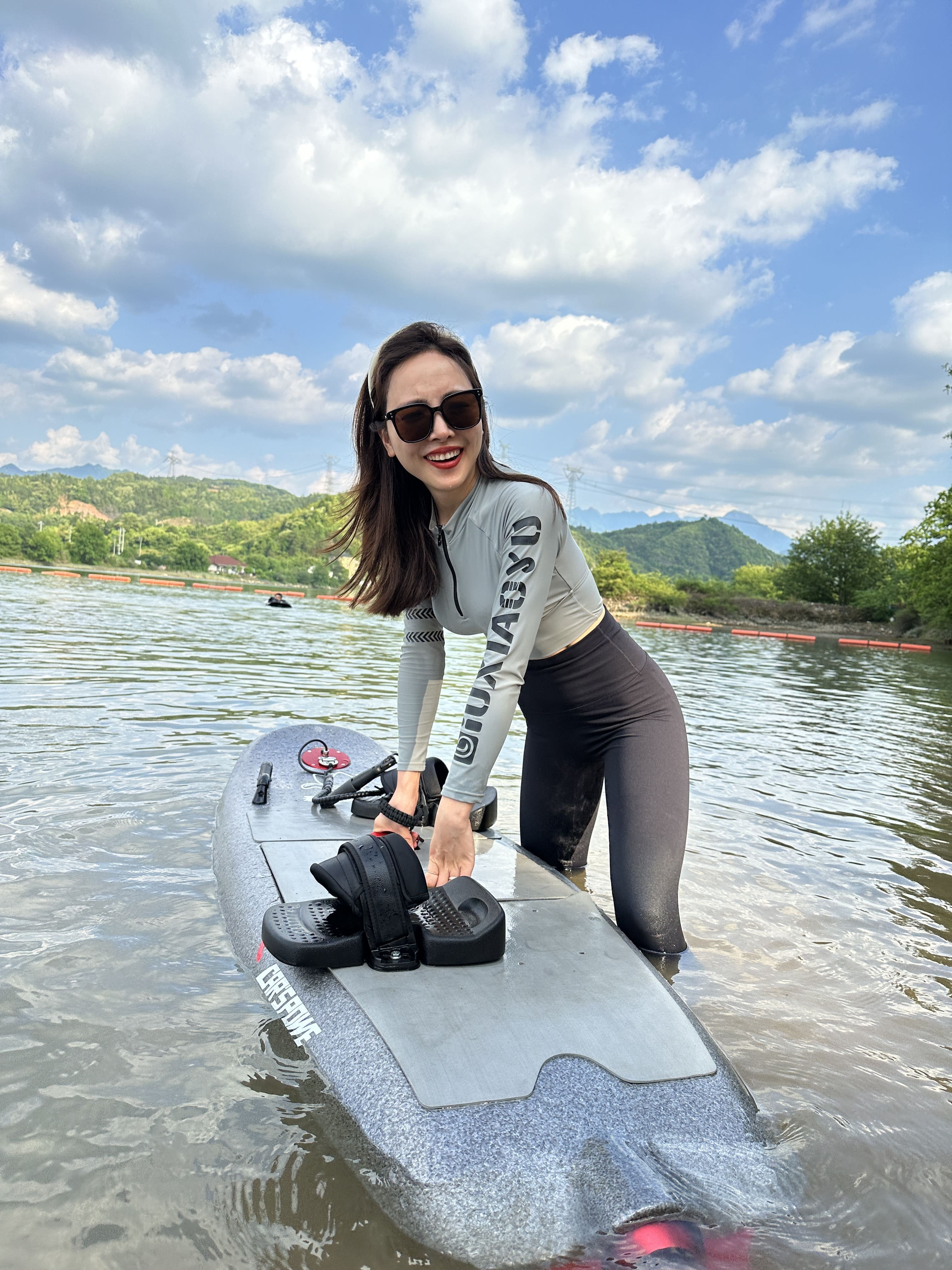 Lướt ván điện ngoài trời có thể giúp bạn giải stress rất tốt Lướt ván điện ngoài trời có thể giúp bạn giải stress rất tốt