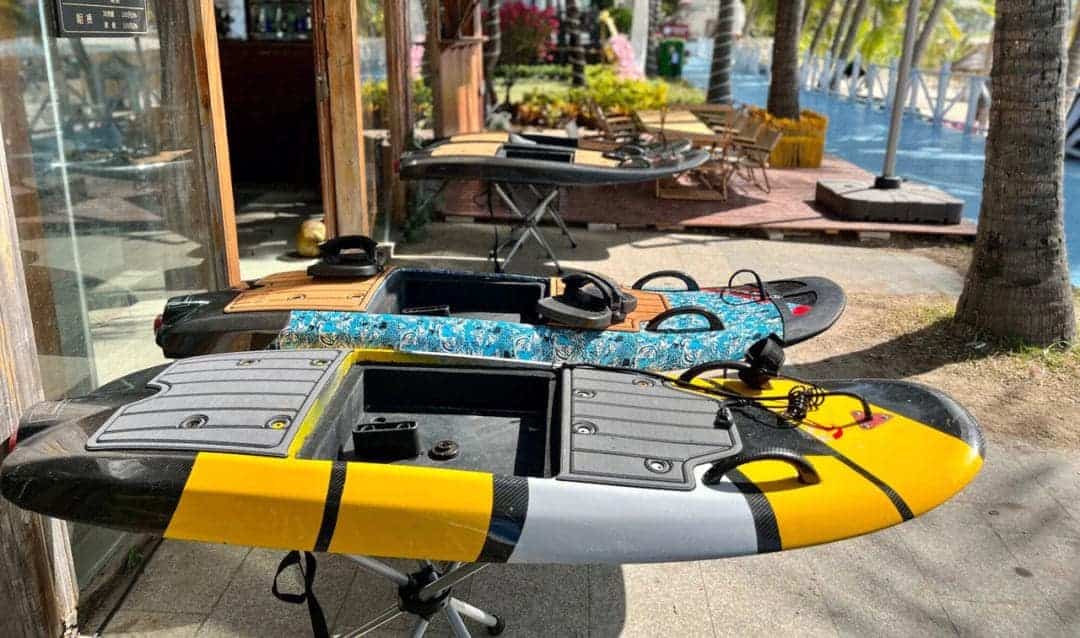 Giá ván lướt sóng điện cũ tùy thuộc vào thời gian sử dụng Giá ván lướt sóng điện cũ tùy thuộc vào thời gian sử dụng