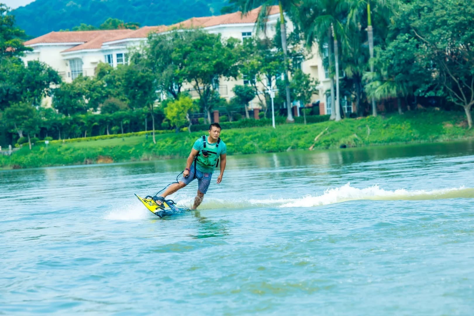 Sẽ có rất nhiều điều bỡ ngỡ đối với người mới chơi môn ván bay phản lực Sẽ có rất nhiều điều bỡ ngỡ đối với người mới chơi môn ván bay phản lực