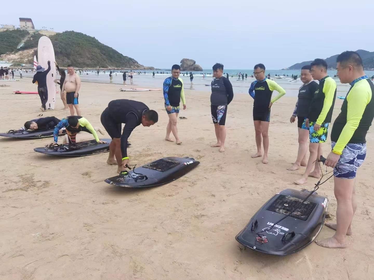 Có nhiều loại ván lướt điện khác nhau tùy theo nhu cầu người sử dụng Có nhiều loại ván lướt điện khác nhau tùy theo nhu cầu người sử dụng