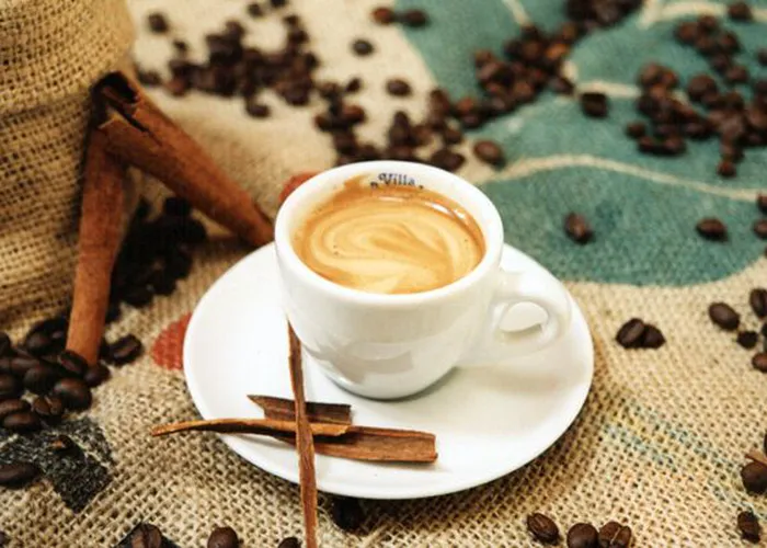 Tận hưởng trải nghiệm cà phê tuyệt vời với sự kết hợp của vani, socola, quế và tiêu