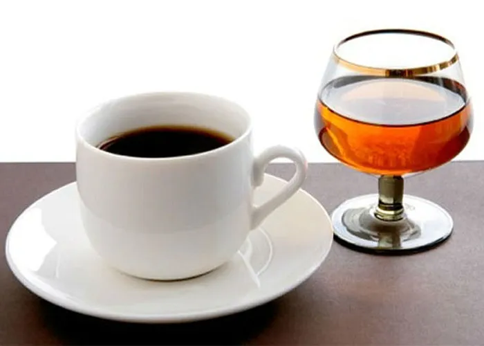 Tạo trải nghiệm độc đáo với cách kết hợp cà phê và rượu