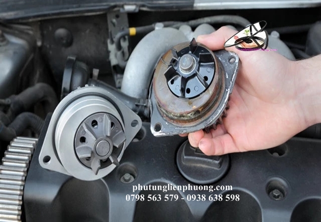 Kiểm tra bề ngoài sản phẩm để đảm bảo tính thẩm mỹ Kiểm tra bề ngoài sản phẩm để đảm bảo tính thẩm mỹ