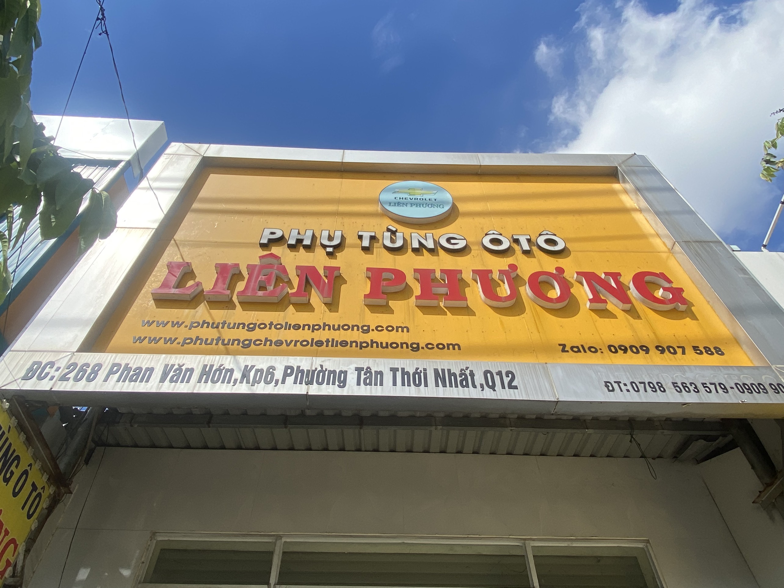 cửa hàng liên phương cung cấp phụ tùng chính hãng