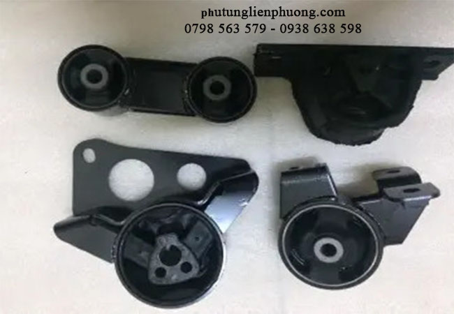 hình ảnh cao su gầm - cao su chân máy xe ô tô hình ảnh cao su gầm - cao su chân máy xe ô tô