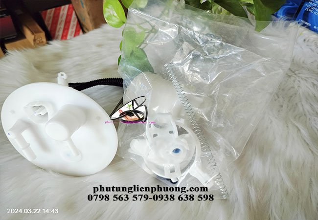 kiểm tra hoạt động lọc xăng Xpander trên xe kiểm tra hoạt động lọc xăng Xpander trên xe