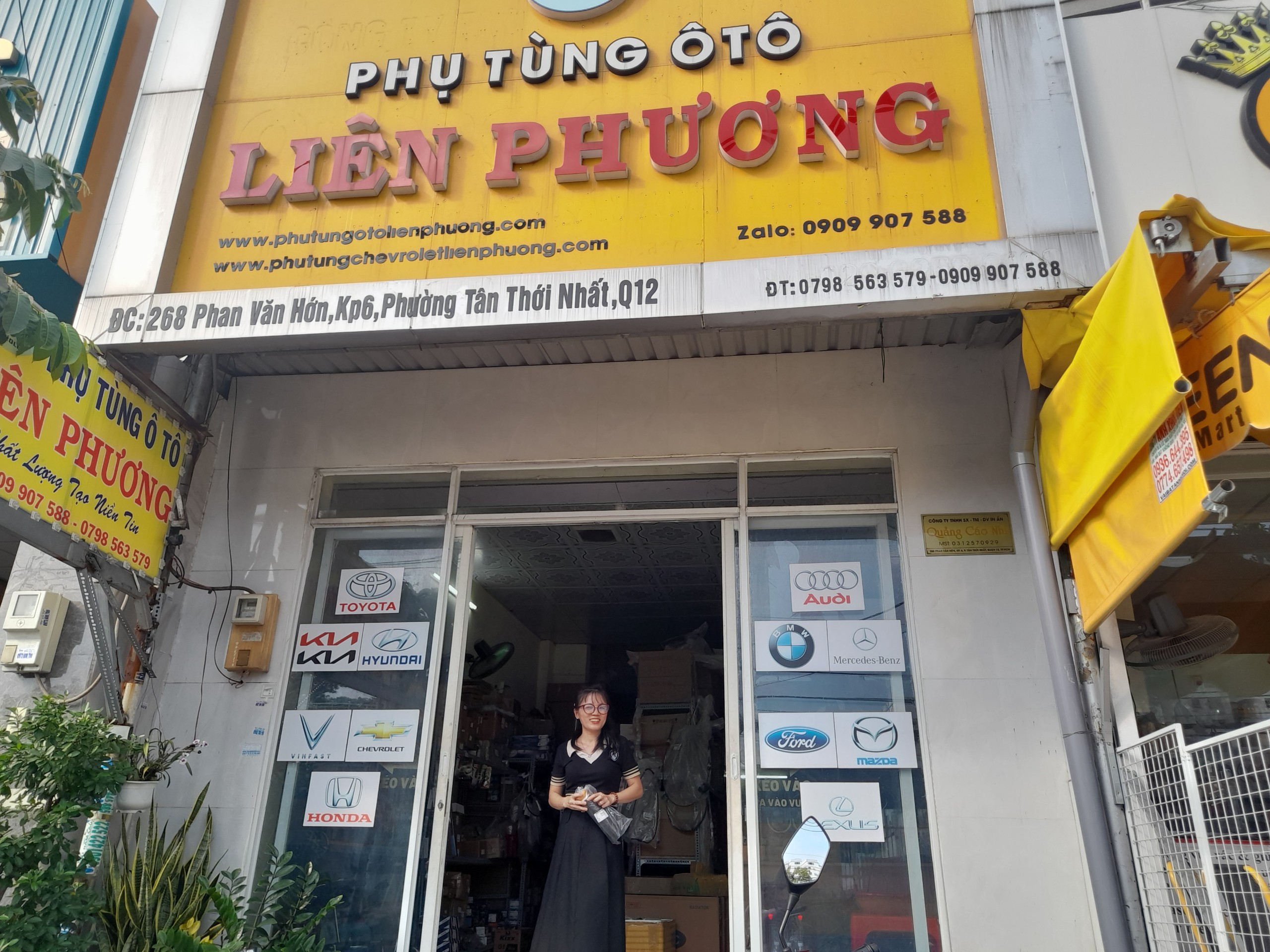 Tại tphcm các bác có thể ghé cửa hàng phụ tùng Liên Phương để mua phụ tùng hyundai nhé! Tại tphcm các bác có thể ghé cửa hàng phụ tùng Liên Phương để mua phụ tùng hyundai nhé!