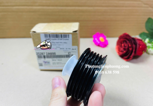 Nếu bạc đạn tỳ tổng Kia Rondo bị mòn hoặc hỏng hóc, nó có thể gây ra tiếng ồn lạ hoặc rung lắc Nếu bạc đạn tỳ tổng Kia Rondo bị mòn hoặc hỏng hóc, nó có thể gây ra tiếng ồn lạ hoặc rung lắc