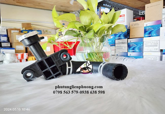 cổ đổ nước chính hãng hyundai i10 cổ đổ nước chính hãng hyundai i10