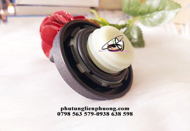 nắp dầu phụ tùng xe I10, Elantra, kia Morning chính hãng nắp dầu phụ tùng xe I10, Elantra, kia Morning chính hãng