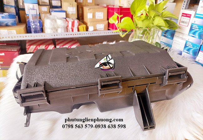 hộp lọc gió thứ cấp xe hyundai grand i10 hộp lọc gió thứ cấp xe hyundai grand i10