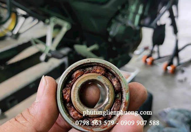 hỏng bi moay ơ kia carens sau thời gian dài sử dụng hỏng bi moay ơ kia carens sau thời gian dài sử dụng