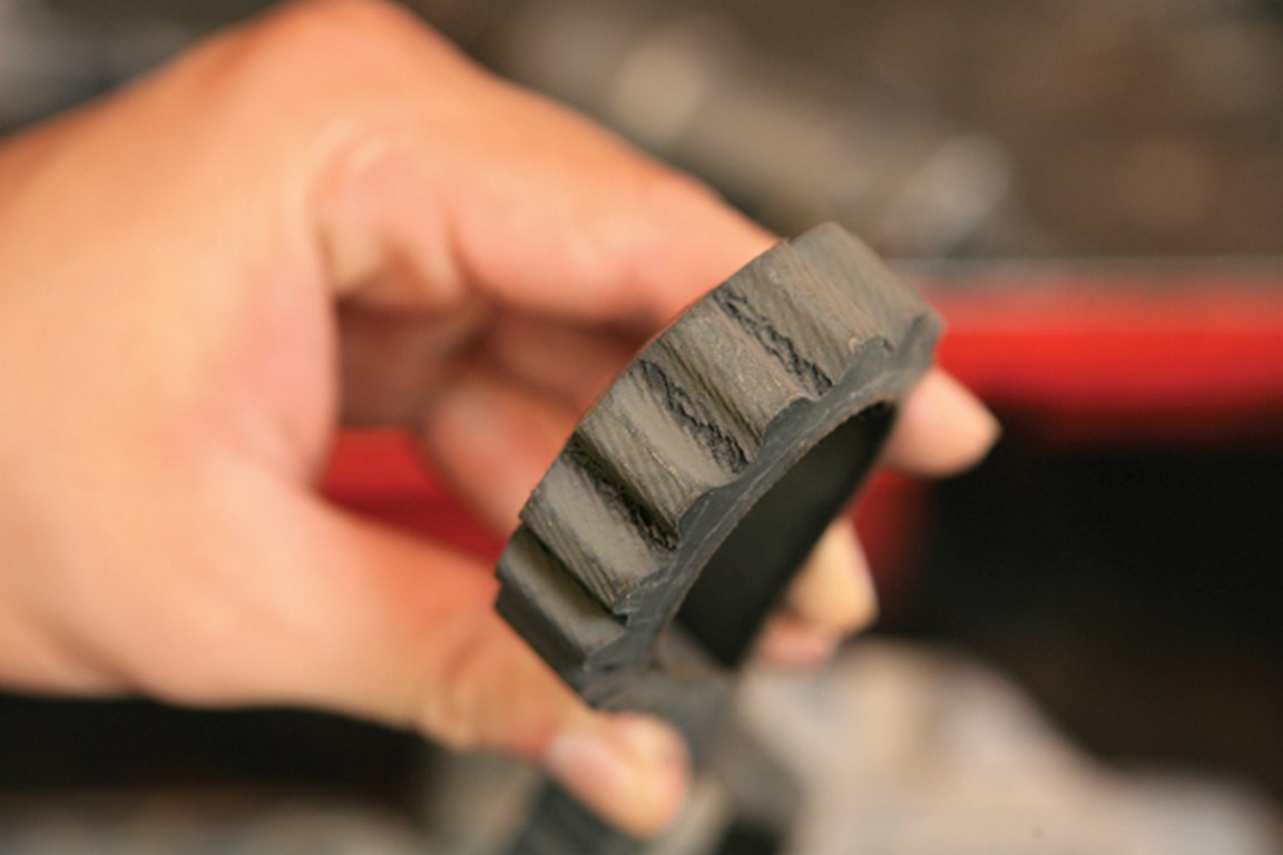 dây tổng xe sedona sử dụng lâu bị rạn nứt dây tổng xe sedona sử dụng lâu bị rạn nứt