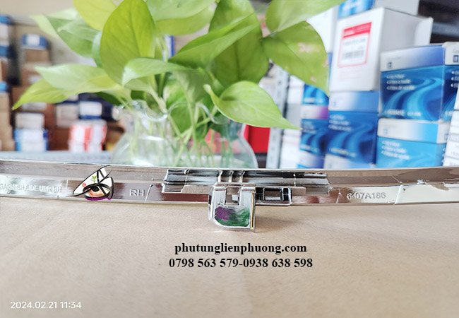 nên thay nẹp mạ cản trước xpander khi hỏng để tăng tính thẩm mỹ cho xe nên thay nẹp mạ cản trước xpander khi hỏng để tăng tính thẩm mỹ cho xe