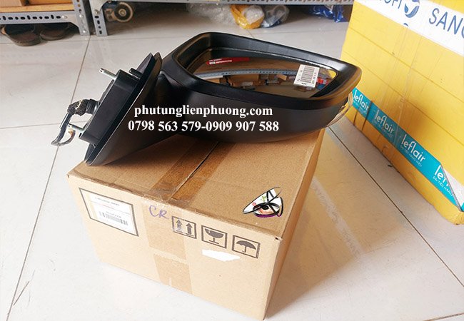 gương chiếu hậu bên phải có đèn xe Mitsubishi Xpander gương chiếu hậu bên phải có đèn xe Mitsubishi Xpander