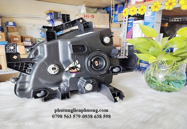 đèn pha phải xpander có độ bền cao đèn pha phải xpander có độ bền cao