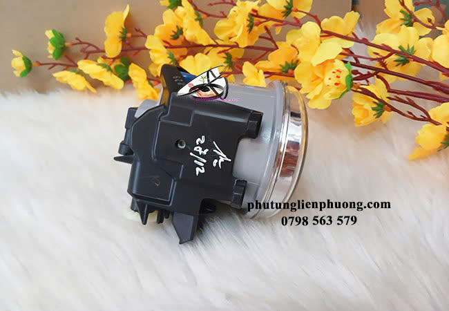 Cần kiểm tra, thay thế đèn gầm khi có dấu hiệu hư hỏng để đảm bảo an toàn Cần kiểm tra, thay thế đèn gầm khi có dấu hiệu hư hỏng để đảm bảo an toàn