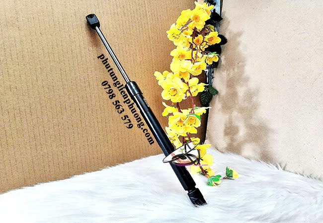 Thay thế đúng lúc không chỉ nằm ở sự an toàn mà còn giúp duy trì giá trị của chiếc xe theo thời gian Thay thế đúng lúc không chỉ nằm ở sự an toàn mà còn giúp duy trì giá trị của chiếc xe theo thời gian