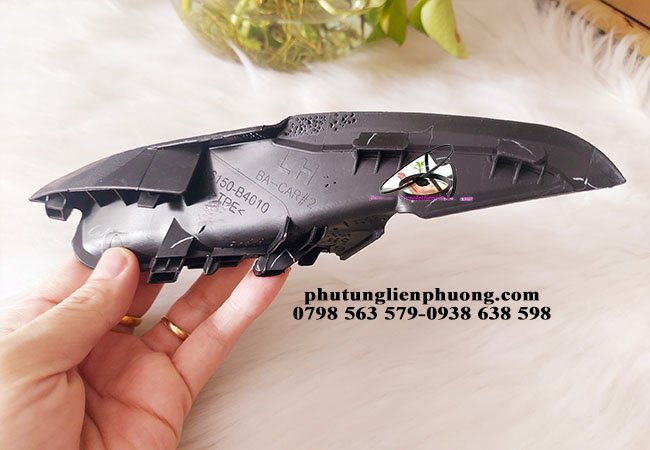 ốp góc chân kính chắn gió hyundai i10 ốp góc chân kính chắn gió hyundai i10