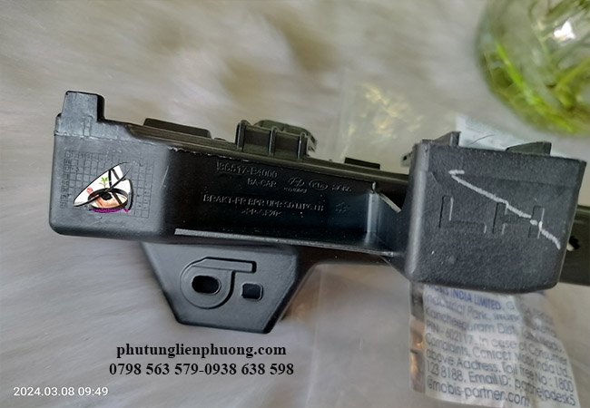 nẹp cài đèn pha trái ô tô hyundai i10 nẹp cài đèn pha trái ô tô hyundai i10