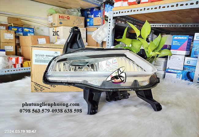 đèn gâm phải chính hãng Hyundai Grand i10 đèn gâm phải chính hãng Hyundai Grand i10