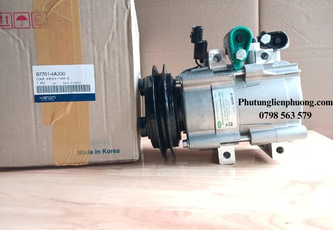 Lốc lạnh Hyundai Starex giúp nén gas lạnh và tuần hoàn qua các bộ phận khác nhau của hệ thống điều hòa Lốc lạnh Hyundai Starex giúp nén gas lạnh và tuần hoàn qua các bộ phận khác nhau của hệ thống điều hòa