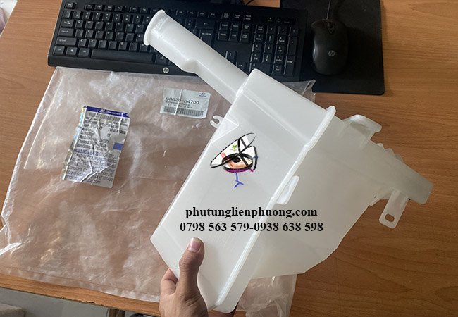 bình chứa nước rửa kính ô tô hyundai grand i10 2017 bình chứa nước rửa kính ô tô hyundai grand i10 2017