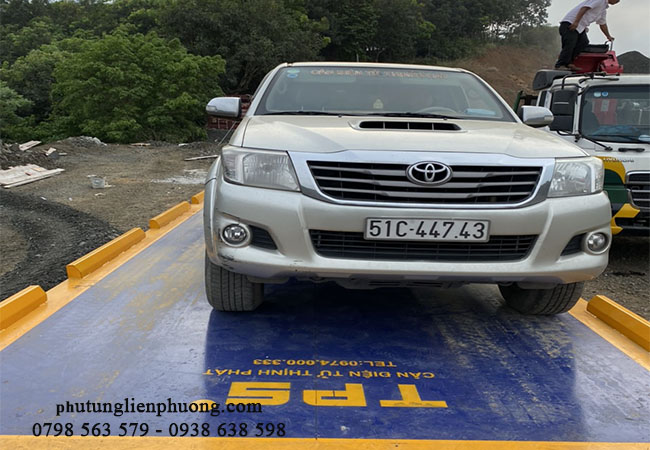 cao su chân máy phải chịu tải trọng xe rất lớn cao su chân máy phải chịu tải trọng xe rất lớn