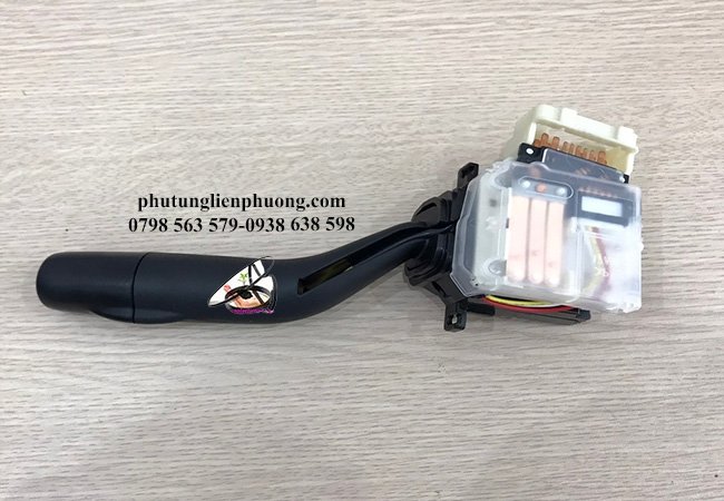 công tắc đèn pha cốt xe escape được sử dụng thuận tiện và hữu ích công tắc đèn pha cốt xe escape được sử dụng thuận tiện và hữu ích