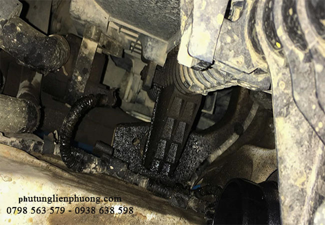 hiện tượng dầu rò rỉ rất nguy hiểm khi cụm tăng tổng escape vô tình hỏng hiện tượng dầu rò rỉ rất nguy hiểm khi cụm tăng tổng escape vô tình hỏng