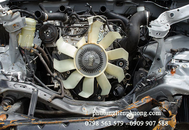 ly tâm quạt hỏng khiến động cơ có tiếng ồn, rùng lắc ly tâm quạt hỏng khiến động cơ có tiếng ồn, rùng lắc