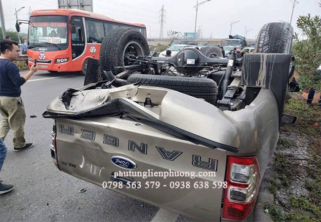 không có cao su cân bằng sau xe ranger xe có nguy cơ hỏng và lật không có cao su cân bằng sau xe ranger xe có nguy cơ hỏng và lật