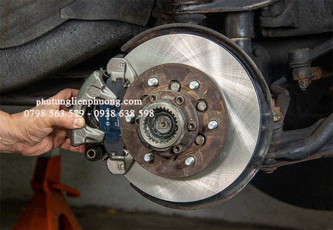 má phanh trước xe fortuner bảo vệ tuổi thọ hệ thống phanh má phanh trước xe fortuner bảo vệ tuổi thọ hệ thống phanh