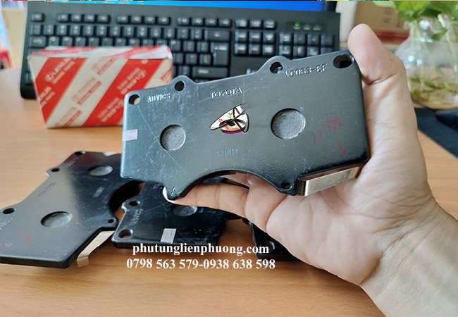 má phanh trước xe fortuner giúp giảm nguy cơ tai nạn má phanh trước xe fortuner giúp giảm nguy cơ tai nạn