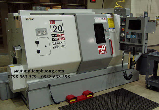 Máy tiện CNC sản xuất cao su chân máy xe ô tô chất lượng cao Máy tiện CNC sản xuất cao su chân máy xe ô tô chất lượng cao