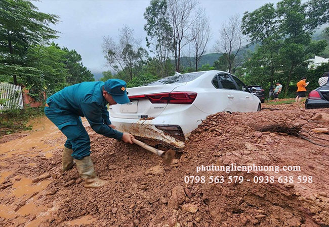 môi trường di chuyển xấu ảnh hưởng nhiều đến chân máy ô tô môi trường di chuyển xấu ảnh hưởng nhiều đến chân máy ô tô