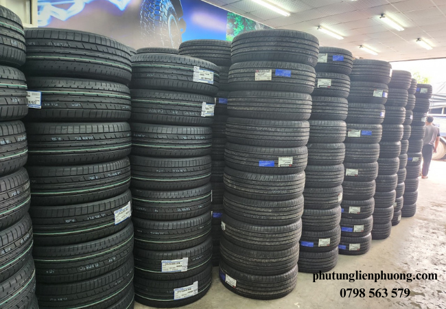 Lốp xe là một trong những bộ phận quan trọng nhất của phương tiện Lốp xe là một trong những bộ phận quan trọng nhất của phương tiện