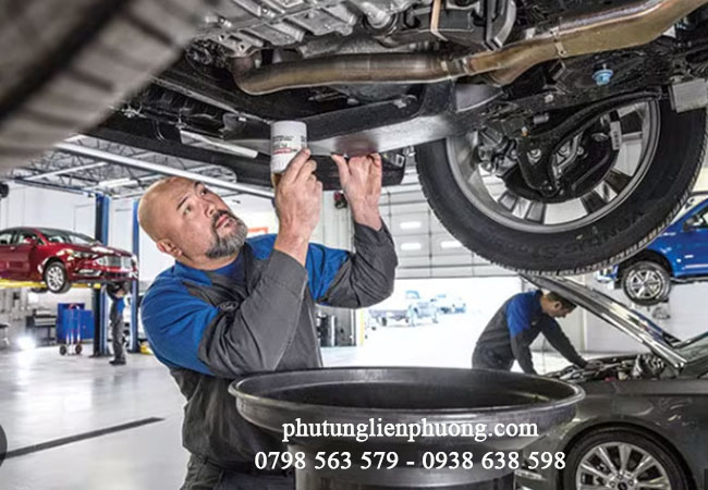 nên kiểm tra và thay những bộ phận lọc quan trọng cho xe nên kiểm tra và thay những bộ phận lọc quan trọng cho xe