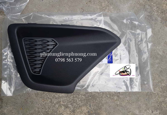 Ốp đèn gầm Hyundai i10 chính hãng được thiết kế chuẩn theo mỗi form xe Ốp đèn gầm Hyundai i10 chính hãng được thiết kế chuẩn theo mỗi form xe