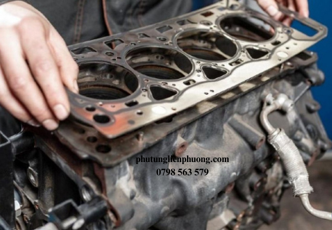 Ron quy lát Kia Carens là một bộ phận không thể thiếu để đảm bảo động cơ hoạt động bền bỉ, ổn định Ron quy lát Kia Carens là một bộ phận không thể thiếu để đảm bảo động cơ hoạt động bền bỉ, ổn định