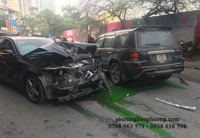 rotuyn lái ngoài xe escape hỏng dễ gây mất kiểm soát tay lái rotuyn lái ngoài xe escape hỏng dễ gây mất kiểm soát tay lái