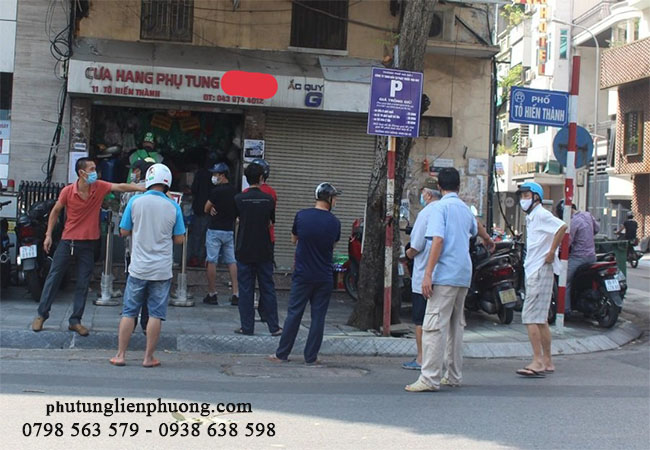 so với sự bất tiện mua hàng theo kiểu truyền thống thì việc mua hàng ngày nay thuận tiện hơn so với sự bất tiện mua hàng theo kiểu truyền thống thì việc mua hàng ngày nay thuận tiện hơn