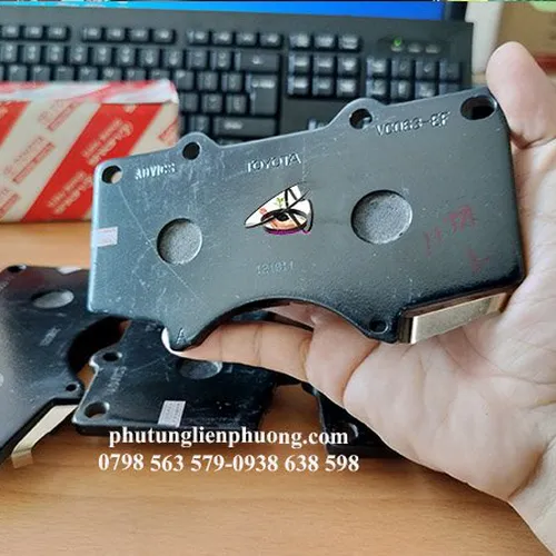 Má phanh trước innova chính hãng mã 04465 YZZT9-82