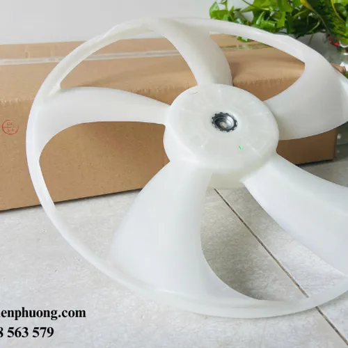 Cánh quạt gió động cơ Mitsubishi Xpander chính hãng chất lượng mã 1355a471