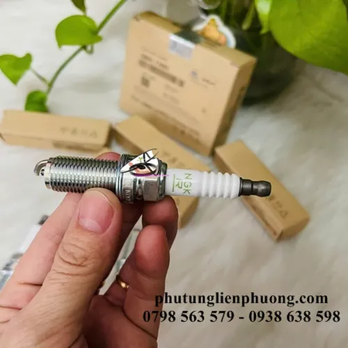 Bugi hyundai tucson, kia sorento, kia carens chính hãng mã 1884111051