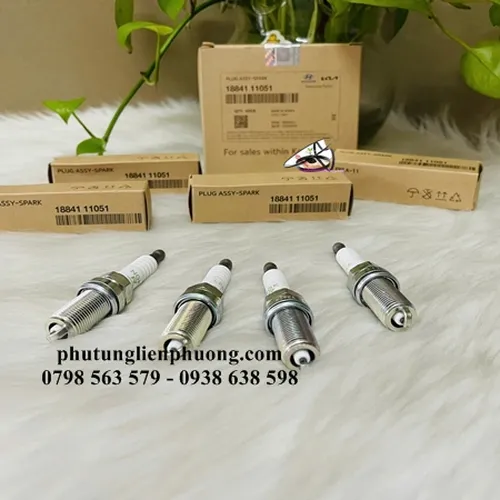 Bugi hyundai tucson, kia sorento, kia carens chính hãng mã 1884111051