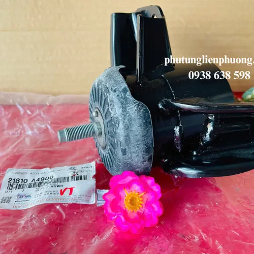 Cao su chân máy phải KIA Rondo chính hãng 21810 a4900